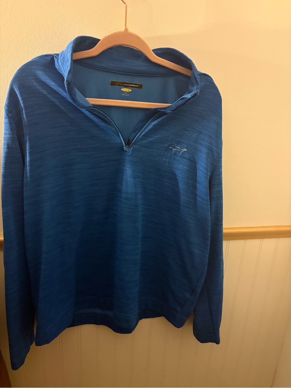 Greg Norman Play Dry Men’s Large Blue Quarter-Zip Golf Pullover